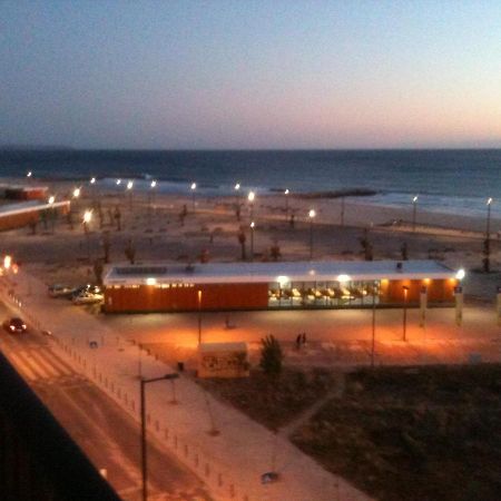 Sunset Beach Costa da Caparica Esterno foto