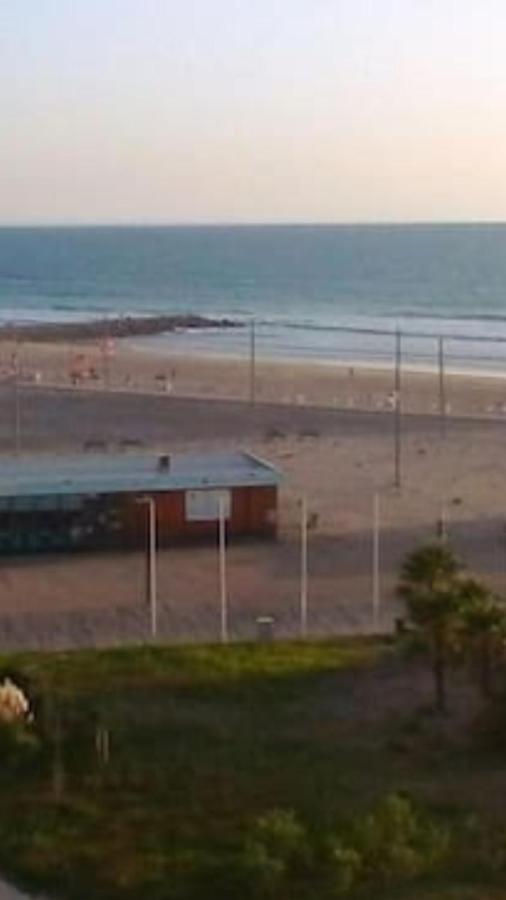 Sunset Beach Costa da Caparica Esterno foto