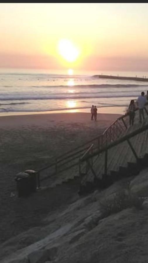Sunset Beach Costa da Caparica Esterno foto